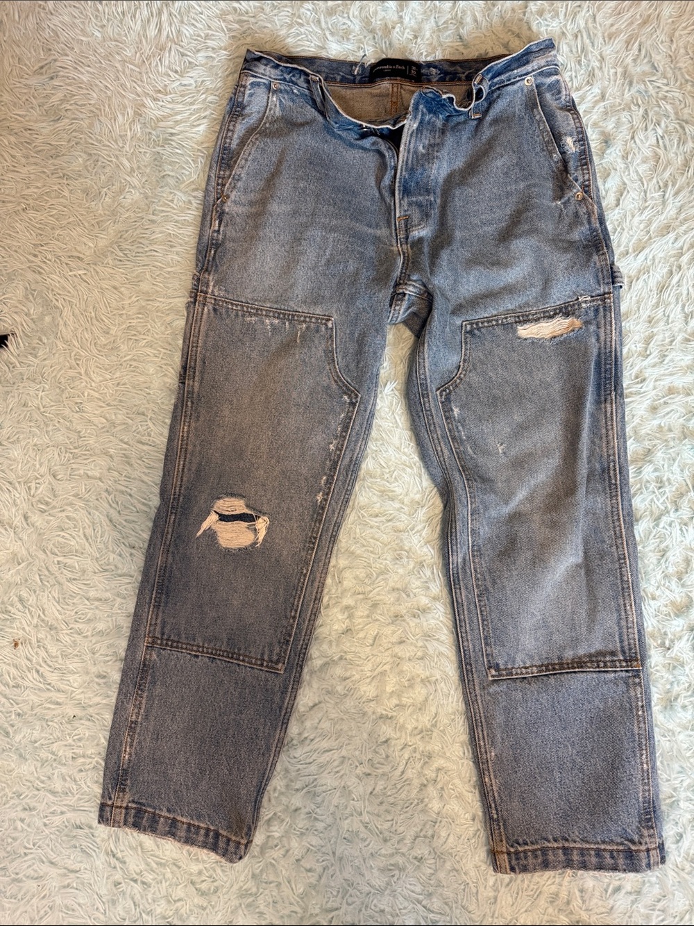 Abercrombie & Fitch Light Blue intentional distressed carpenter jeans. 31x30